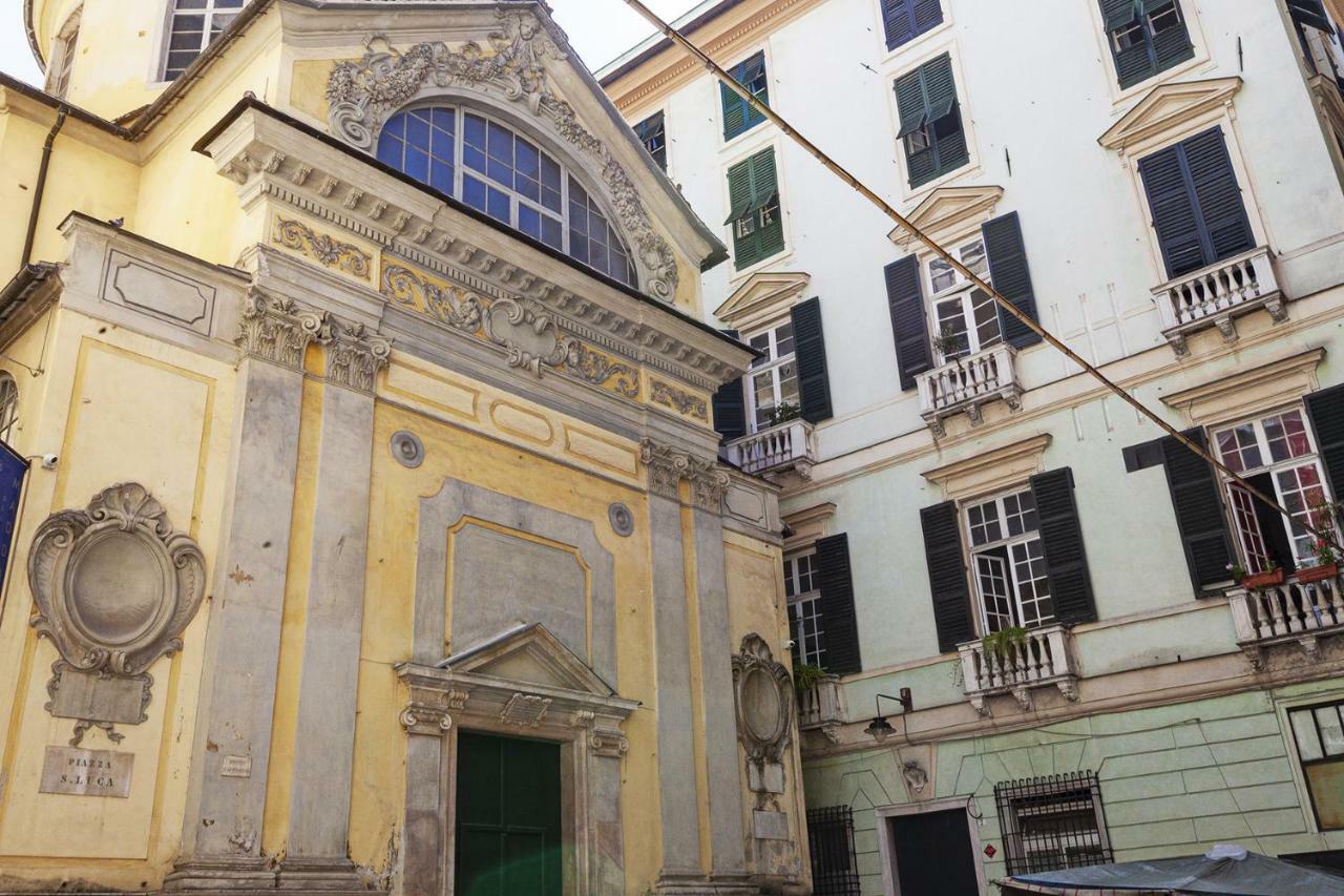 جنوة Wood And Stone Apartment In The Historical Center المظهر الخارجي الصورة