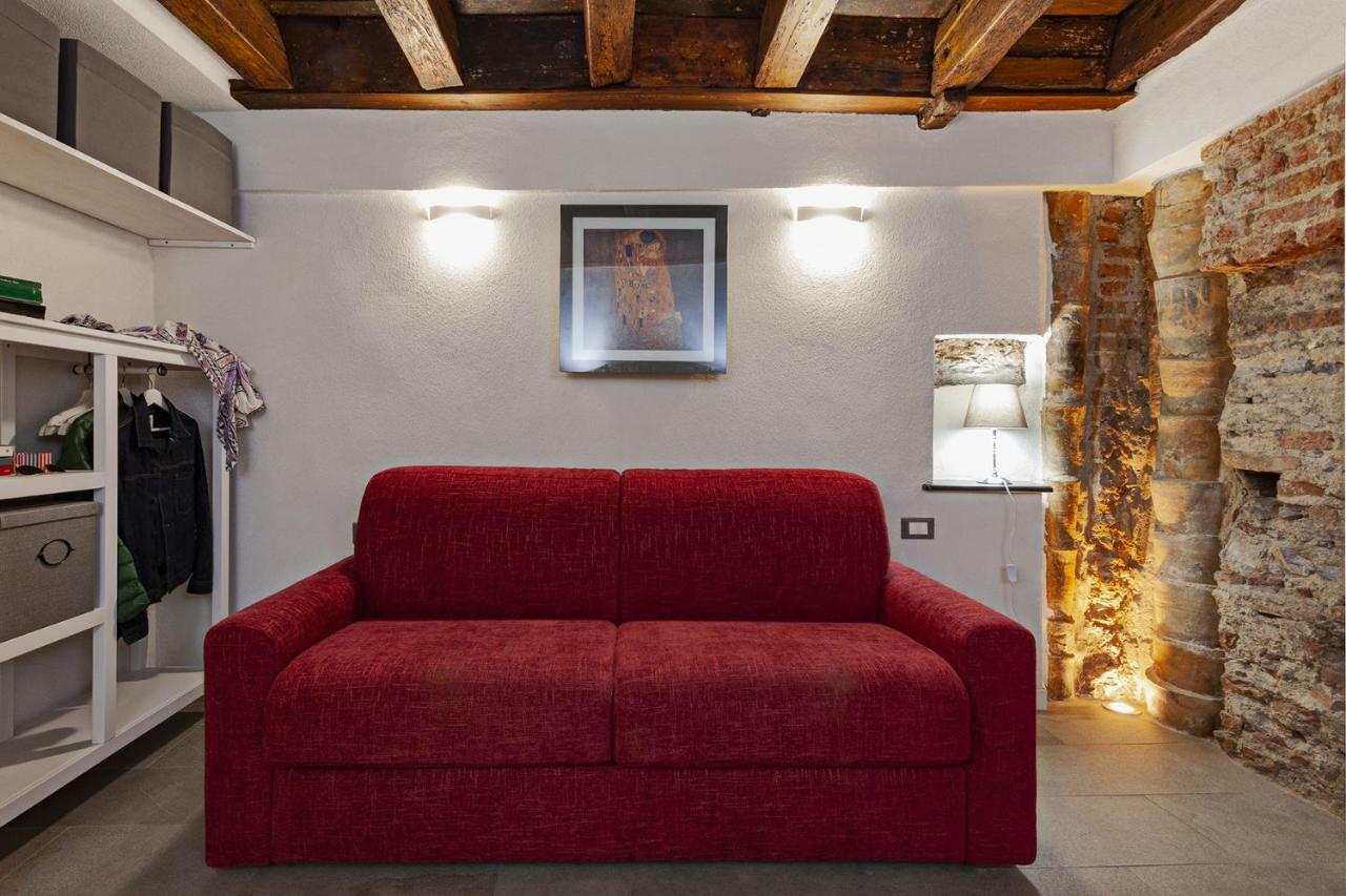 جنوة Wood And Stone Apartment In The Historical Center المظهر الخارجي الصورة